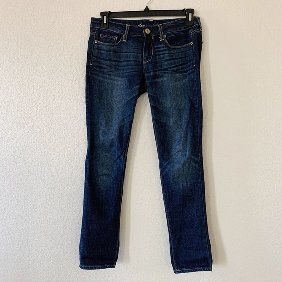 American Eagle Outfitters Skinny Jean 4 Short - Picture 1 of 3
